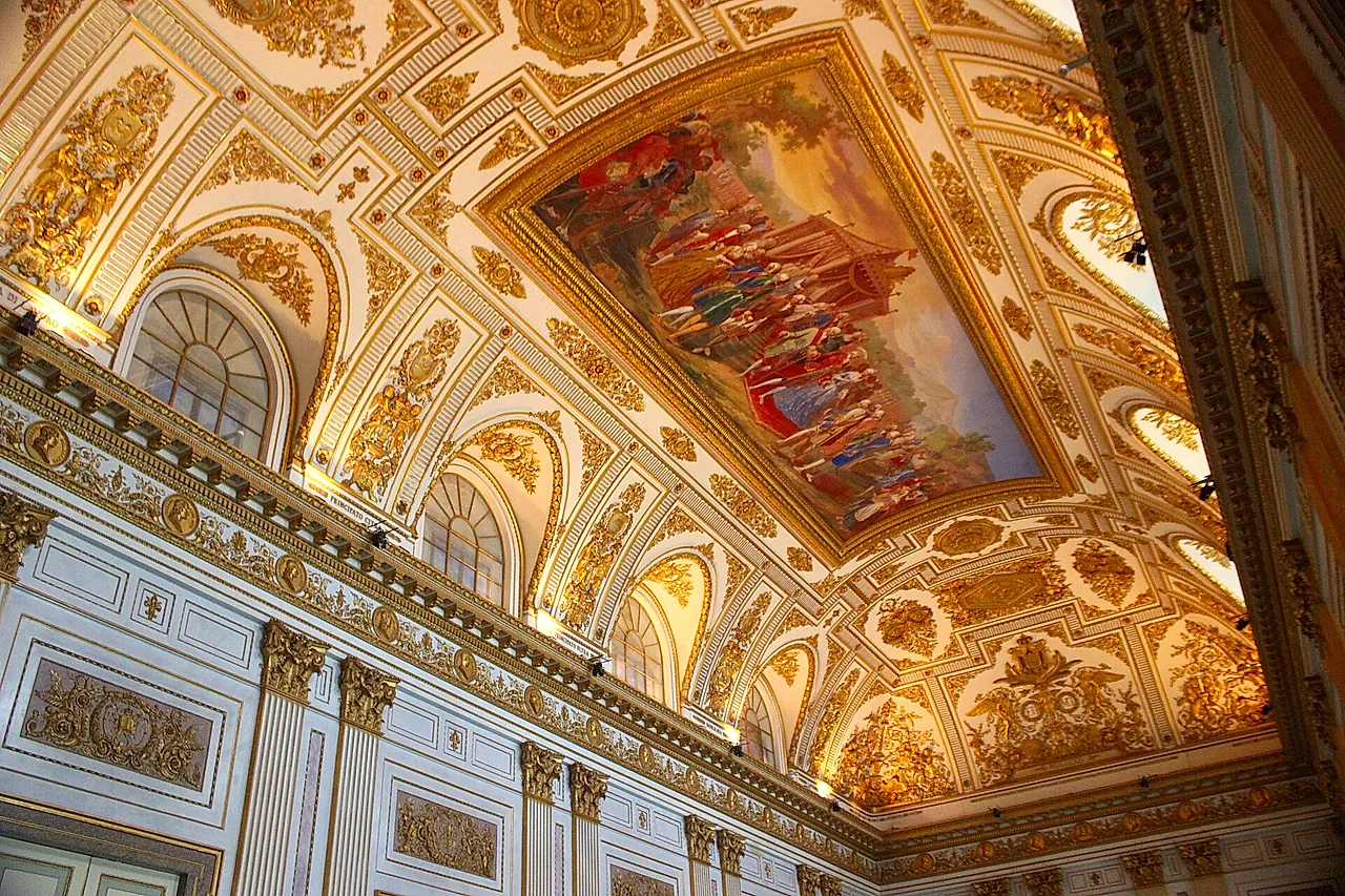 El Salón del Trono en los Apartamentos Reales del Palacio Real de Caserta